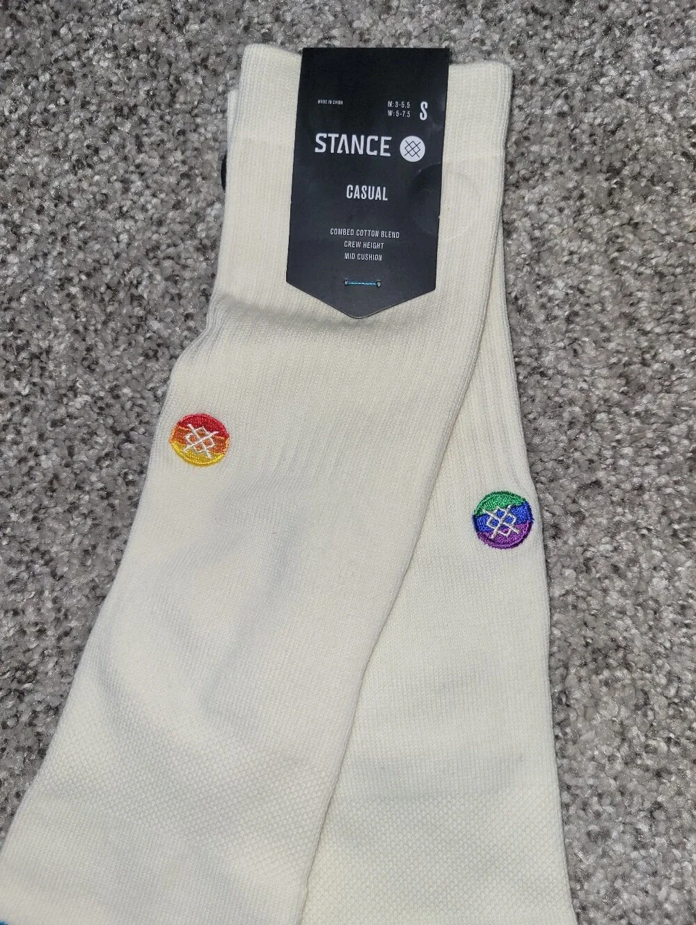 Stance Small Casual Crew Socks Love Crew Off White Womens 5-7.5 Mens 3-5.5 Youth